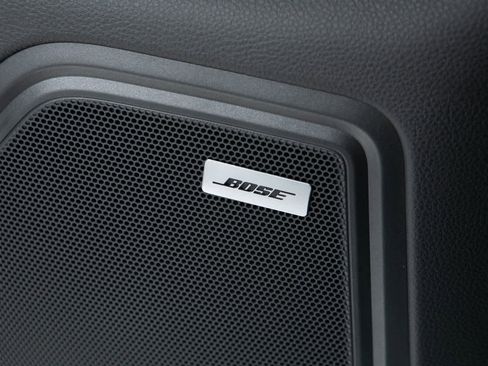 Certified 2025 Porsche Macan image 27