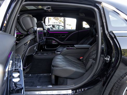 Used 2024 Mercedes-Benz Maybach S 680 4MATIC image 62