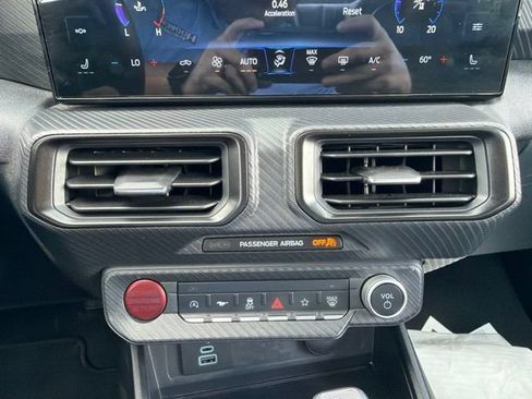 Used 2025 Ford Mustang Coupe RWD image 20