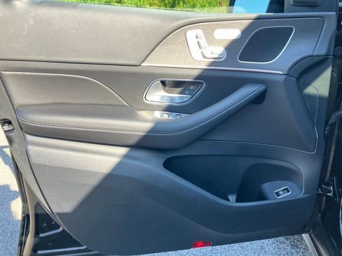 Used 2025 Mercedes-Benz GLE 350 4MATIC image 29