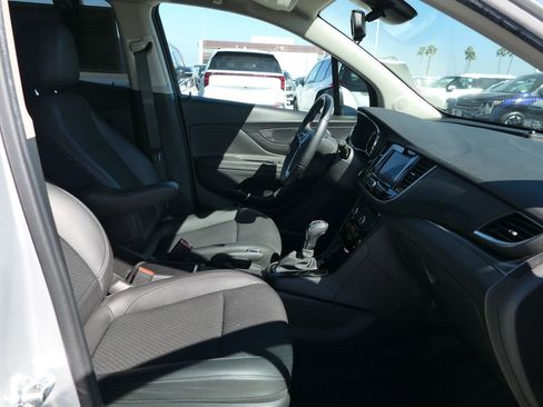 Used 2022 Buick Encore Preferred w/ Safety Package FWD image 28