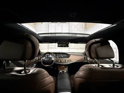 Used 2015 Mercedes-Benz S 550 4MATIC Sedan w/ Sport Package image 49