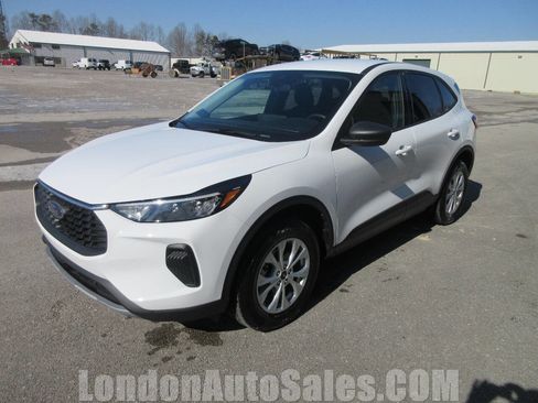 Used 2025 Ford Escape Active w/ Tech Pack #1 image 1