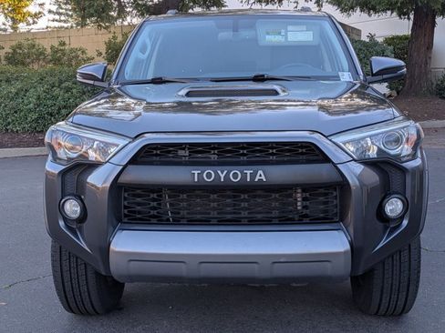 Used 2019 Toyota 4Runner TRD Off-Road Premium image 2
