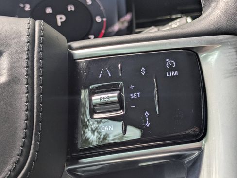 Used 2023 Land Rover Range Rover SE AWD/4WD image 26