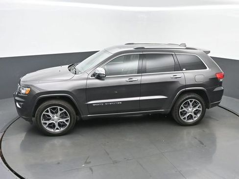 Used 2020 Jeep Grand Cherokee Overland AWD/4WD image 37