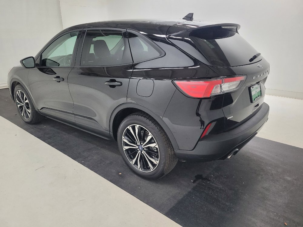 Used 2021 Ford Escape SE w/ SE Sport Appearance Package FWD image 5