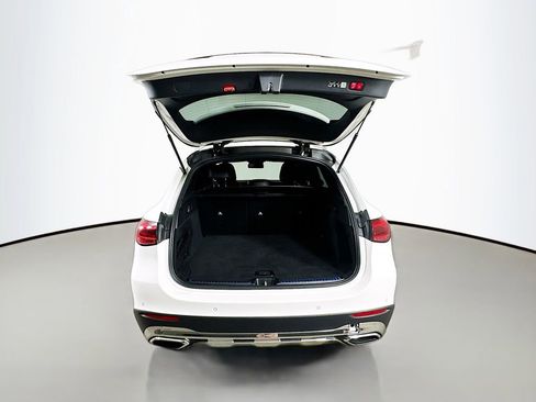 Used 2024 Mercedes-Benz GLC 300 image 35