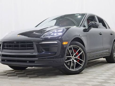 Used 2022 Porsche Macan S image 6