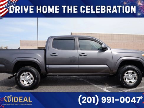 Used 2016 Toyota Tacoma SR RWD image 11