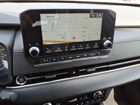 Used 2024 Mitsubishi Outlander SE AWD/4WD image 15