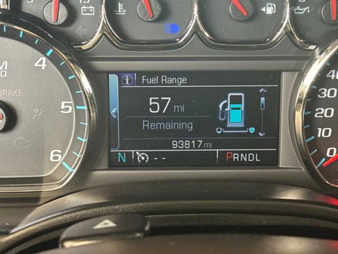 Used 2017 Chevrolet Tahoe LT image 27