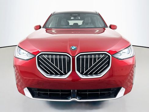 Used 2025 BMW X3 xDrive30i w/ Premium Package AWD/4WD image 2