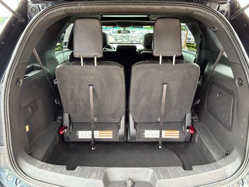 Used 2014 Ford Explorer XLT w/ Equipment Group 202A AWD/4WD image 20