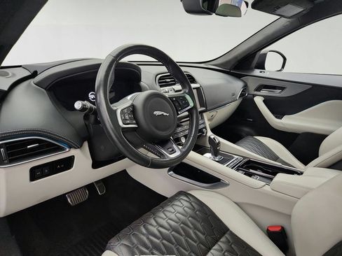 Used 2020 Jaguar F-PACE SVR AWD/4WD image 10