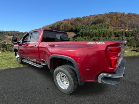 Used 2025 Chevrolet Silverado 3500 LTZ w/ LTZ Plus Package image 5
