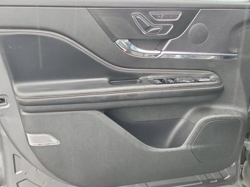 Certified 2023 Lincoln Corsair AWD w/ Equipment Group 101A image 23