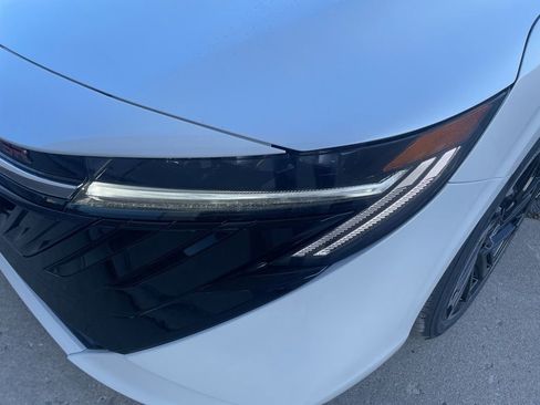 New 2026 Nissan Sentra SR image 32