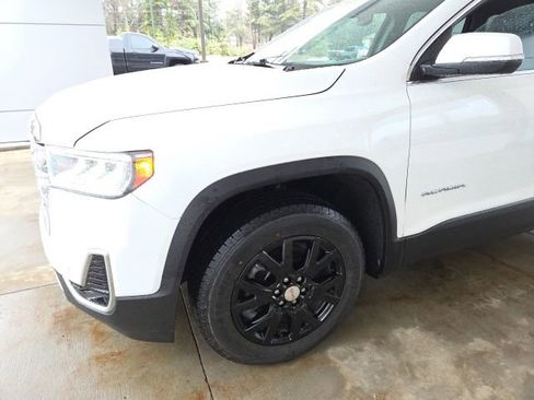 Used 2023 GMC Acadia SLT image 34