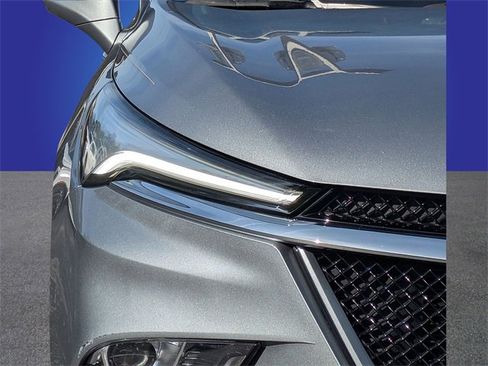 Used 2024 Buick Enclave Premium w/ Experience Buick Package image 7