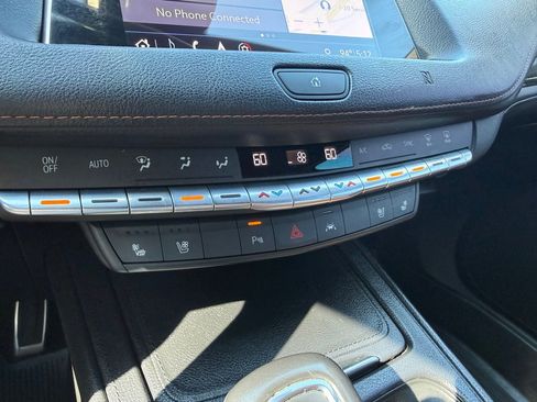 Used 2019 Cadillac XT4 Sport w/ LPO, Midnight Sport Package AWD/4WD image 34