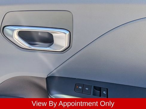 Used 2025 Kia K4 FWD image 32