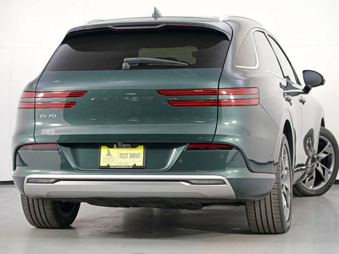 Used 2024 Genesis Electrified GV70 Advanced image 4