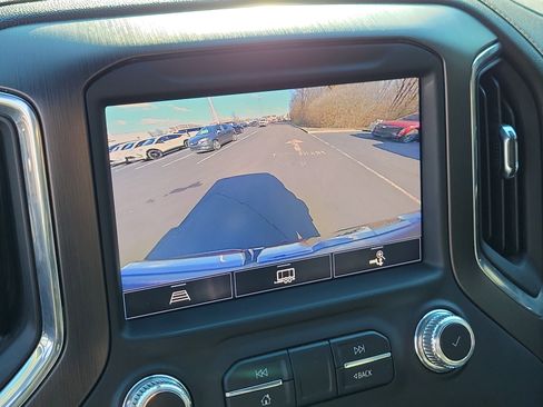 Used 2022 GMC Sierra 1500 AT4 w/ AT4 Preferred Package image 26