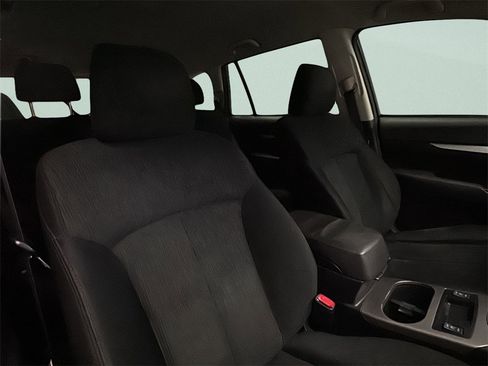 Used 2013 Subaru Outback 2.5i Premium image 12