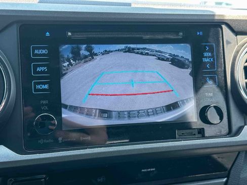 Used 2018 Toyota Tacoma TRD Off-Road RWD image 29