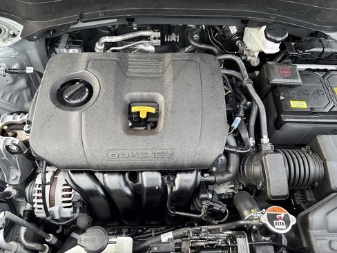 Used 2025 Kia Seltos EX FWD image 17