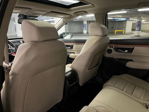 Used 2018 Honda CR-V Touring image 20