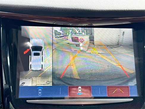 Used 2019 Cadillac Escalade Luxury image 15