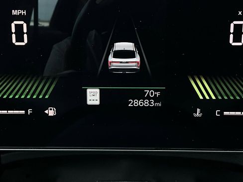 Used 2025 Kia K4 LXS image 39