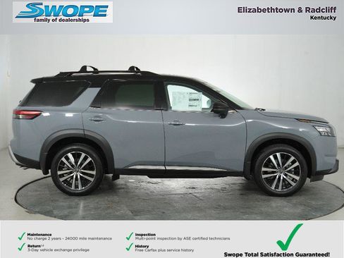 New 2025 Nissan Pathfinder Platinum image 3