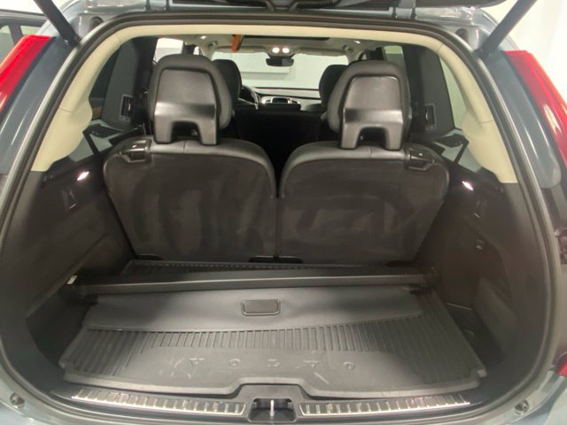Used 2023 Volvo XC90 T8 Core w/ Protection Package Premier AWD/4WD image 9