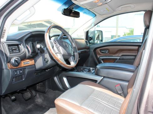 Used 2016 Nissan Titan Platinum Reserve AWD/4WD image 11