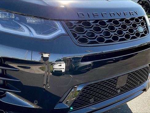 Used 2025 Land Rover Discovery Sport Dynamic SE image 33