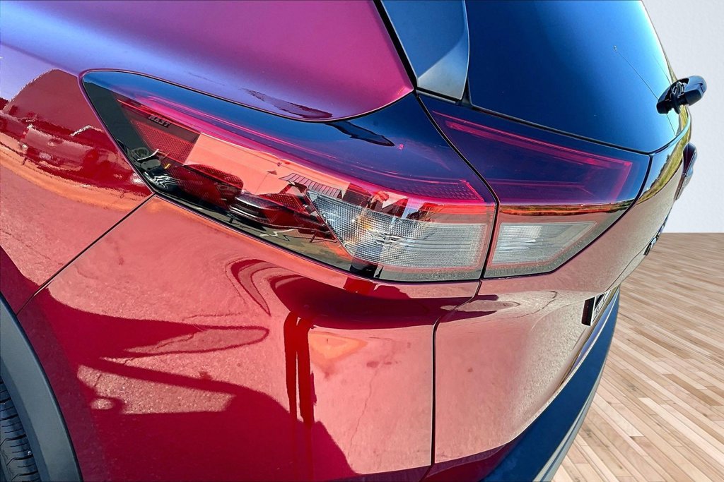Used 2023 Nissan Rogue SV AWD/4WD image 27