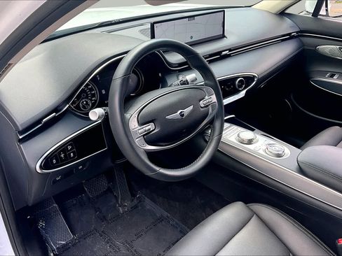 Used 2023 Genesis GV70 2.5T w/ Select Package AWD/4WD image 18