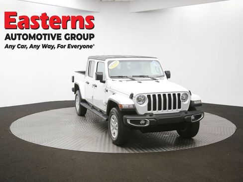 Used 2023 Jeep Gladiator Sport image 51