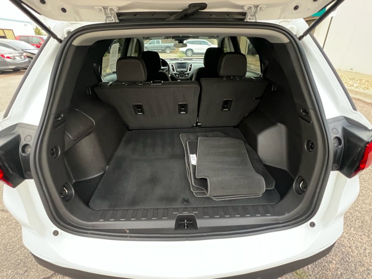 Used 2024 Chevrolet Equinox LS AWD/4WD image 14