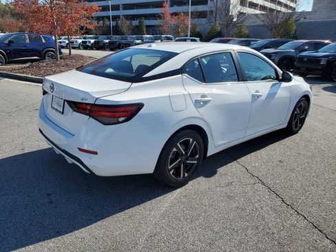 Certified 2024 Nissan Sentra SV image 4