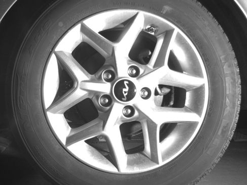 Used 2025 Kia Soul LX w/ LX Technology Package image 14