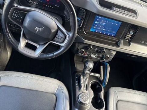 Used 2022 Ford Bronco Black Diamond image 28