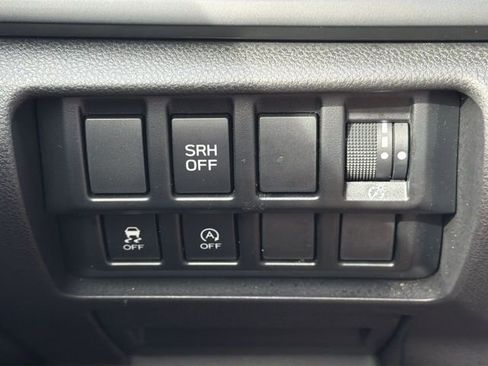 Certified 2024 Subaru Forester Base image 20