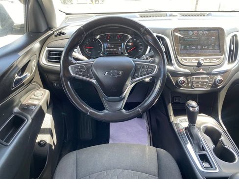 Used 2018 Chevrolet Equinox LT w/ Sun & Infotainment Package AWD/4WD image 13