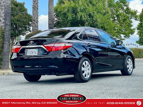 Used 2016 Toyota Camry LE FWD image 24