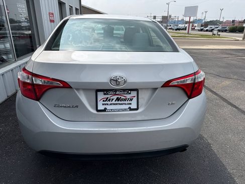 Used 2016 Toyota Corolla LE FWD image 5