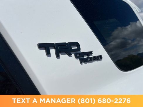 Used 2023 Toyota 4Runner TRD Off-Road Premium w/ Moonroof Package AWD/4WD image 10